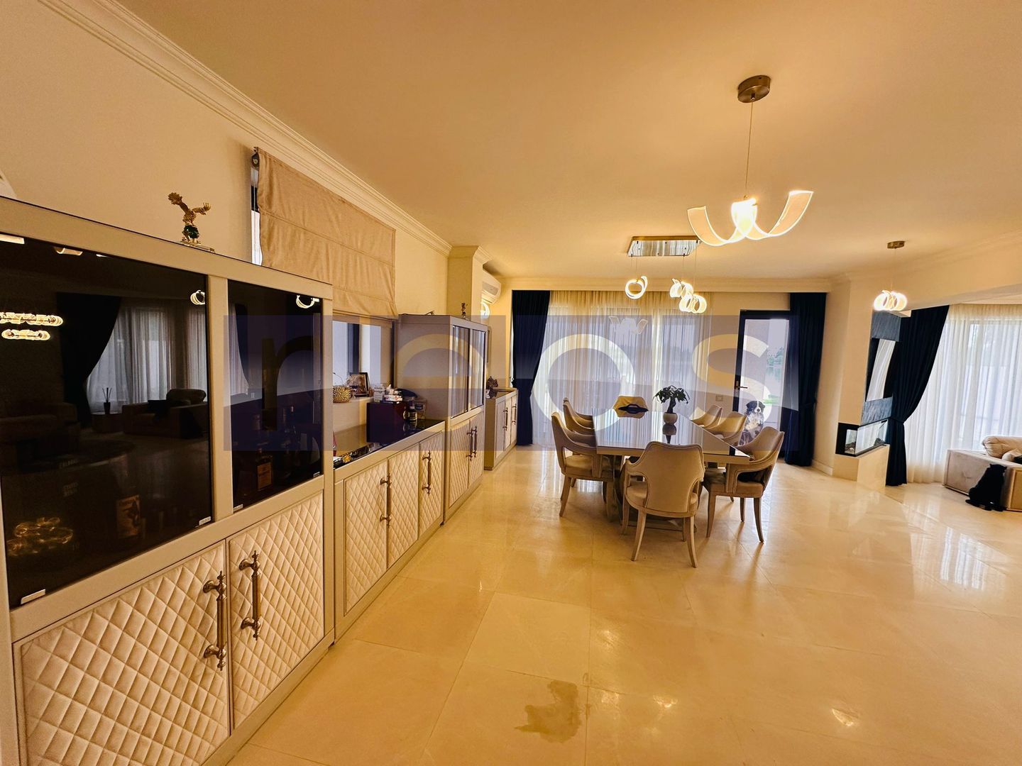 VILA DE LUX | BUFTEA LAC | 8 CAMERE - Poză 7