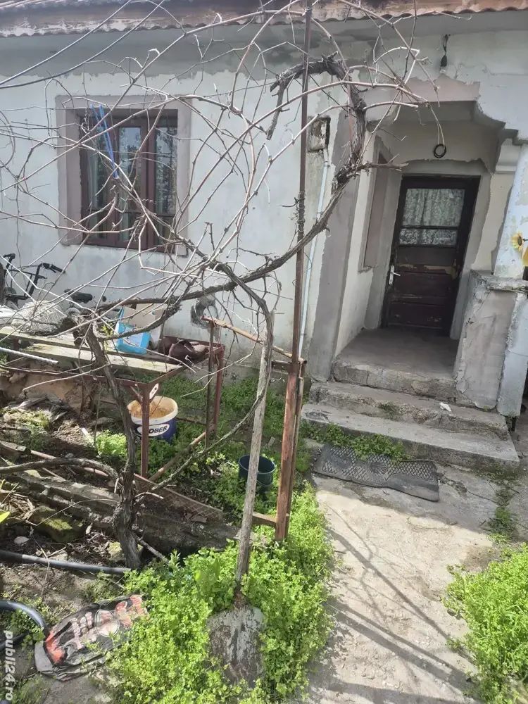 Vânzare casă tradițională – Cartierul Romanești - Poză 1