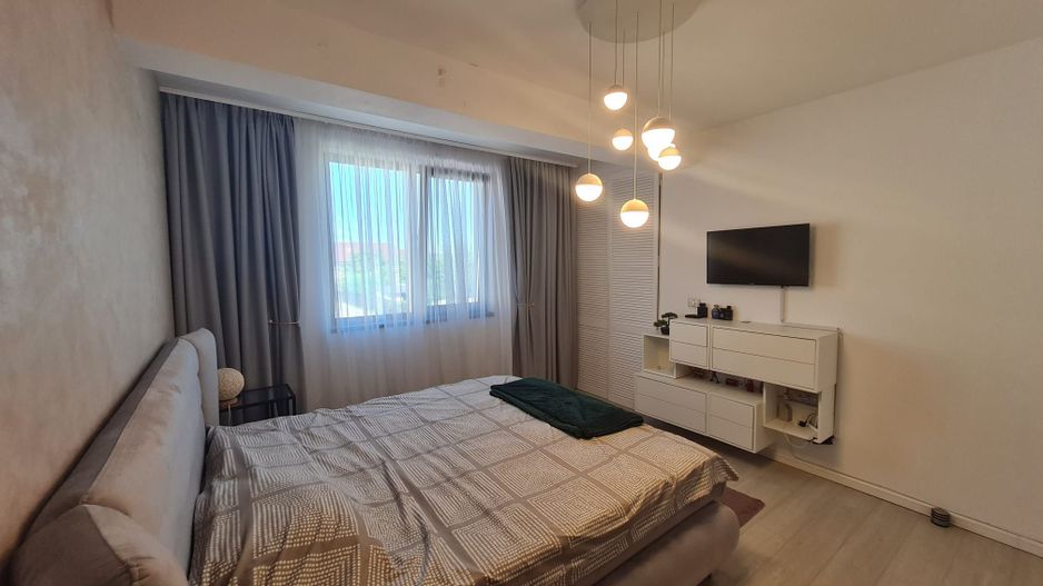 Duplex minimalist cu piscina - Poză 5