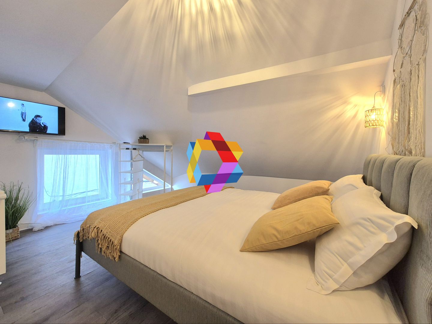 Casa de închiriat pentru regim hotelier sau Birouri -225 mp - Poză 23