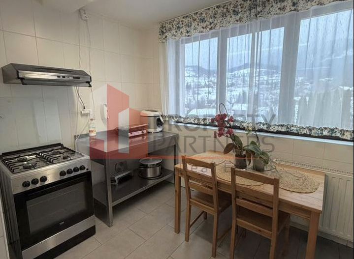 Pensiune la cheie de vânzare în Bran – Afacere cu 10 camere plus piscina - Poză 36