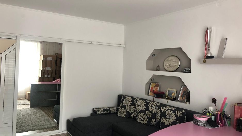 BRASADAS vinde casa cu 7 camere si teren 1100mp in zona Burdea. - Poză 4