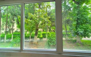 2 camere decomandate , in Aleea Carpati , zona linistita. - Poză 8