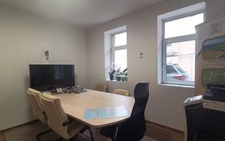 Spatiu de birou la casa cu parcari - Poză 3