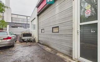 HALĂ INDUSTRIALĂ + SERVICE AUTO COMPLET ECHIPAT - Poză 22
