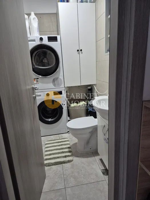 BLOC NOU INTABULAT - 3 CAMERE DECOMANDAT - ETAJ INTERMEDIAR - MOBILAT SI UTILAT - Poză 9