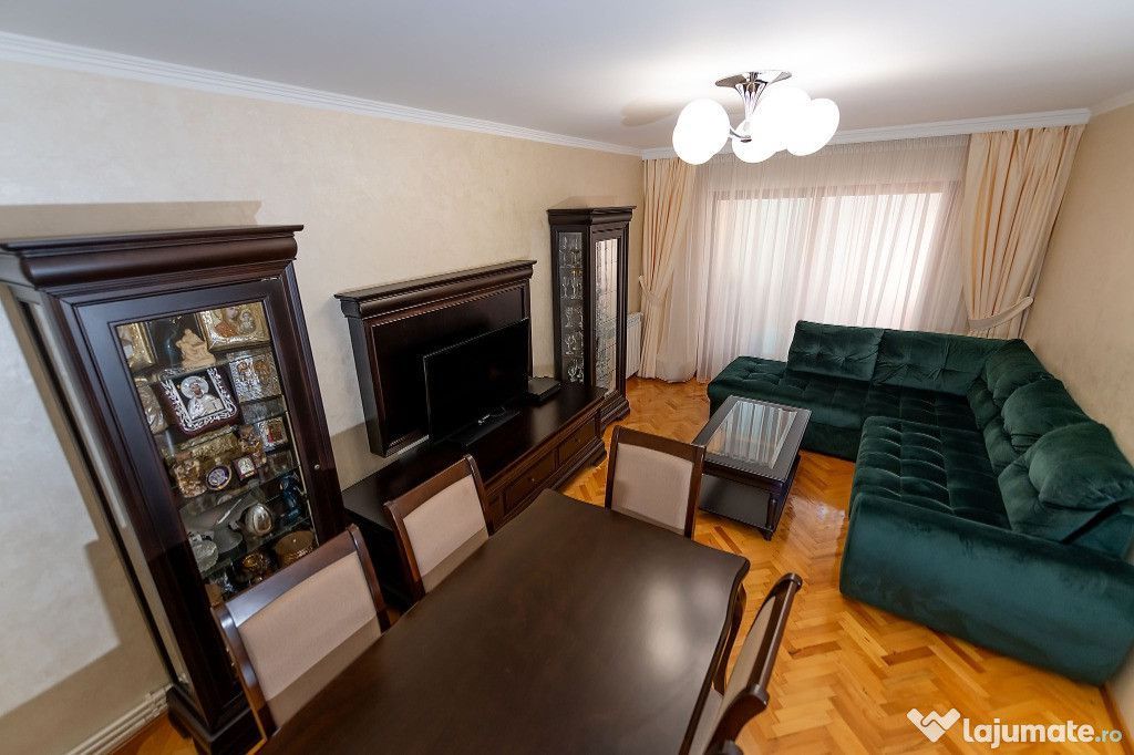 Aparament 3 camere, Piata centrala - Poză 1