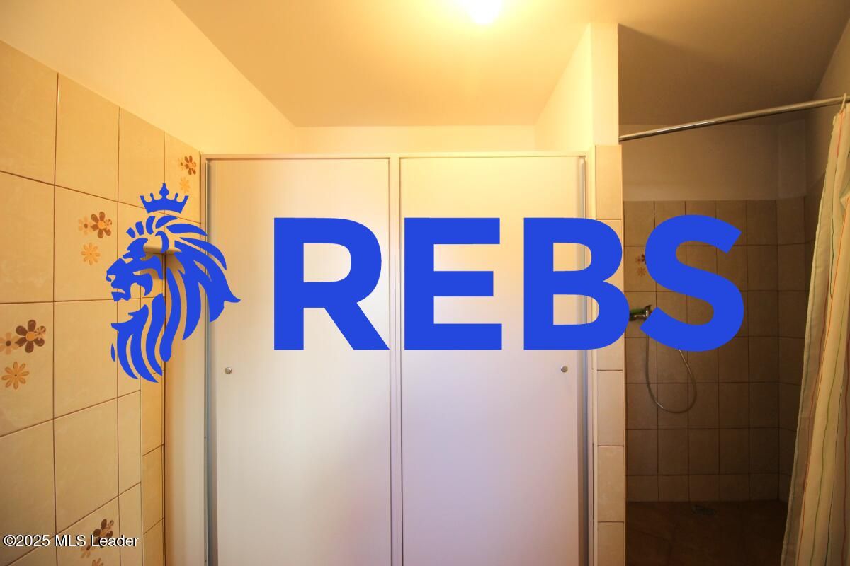 Salcamilor - Bd. Dacia, Vila renovata 223 mp utili, inchiriata! - Poză 25