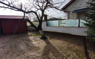 Casa curte cu teren 1600 mp Manolache - Poză 6