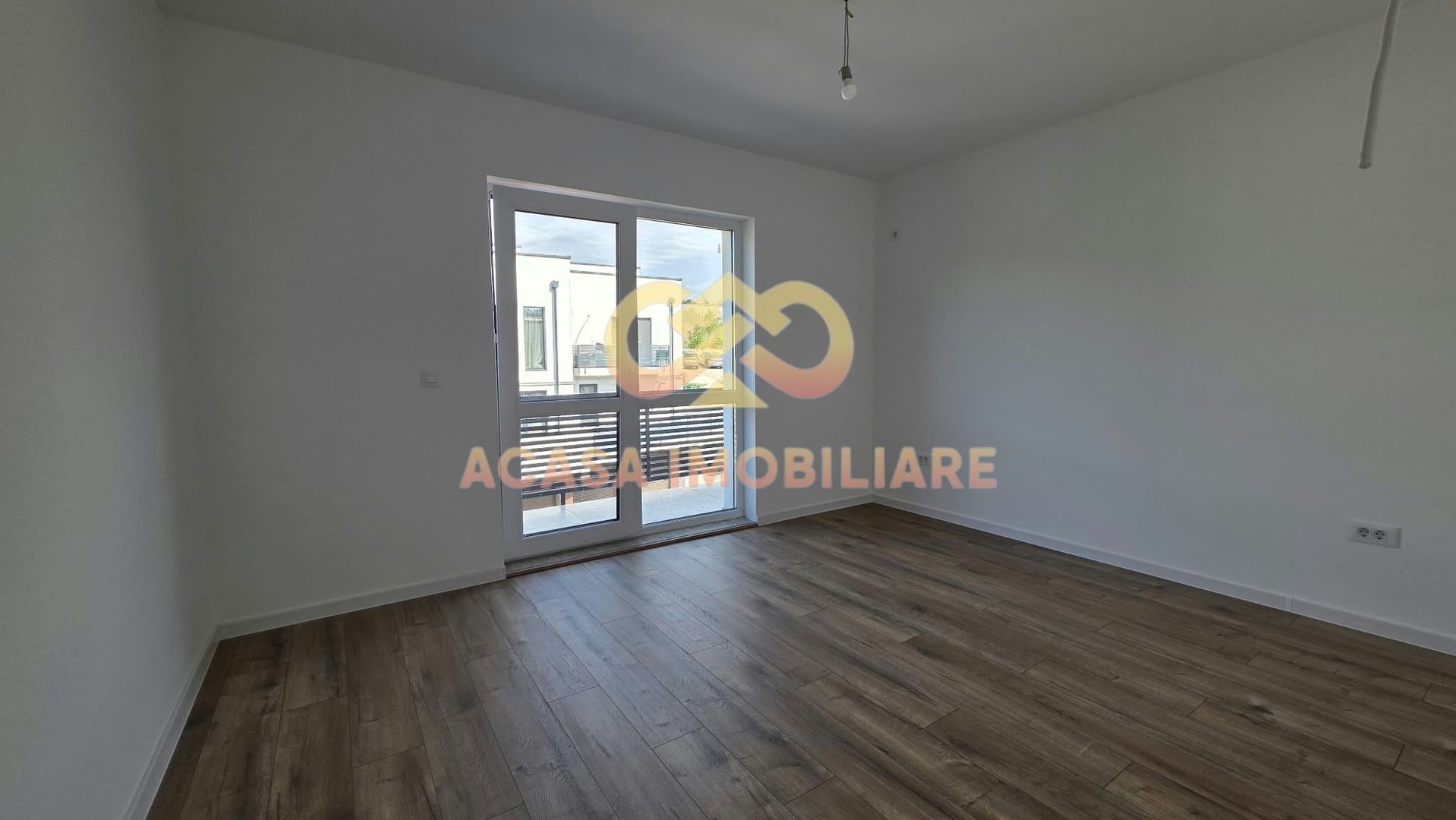 INTABULAT  PACURARI  KAUFLAND  2 CAMERE 59mp +44 mp MANSARDA - Poză 3