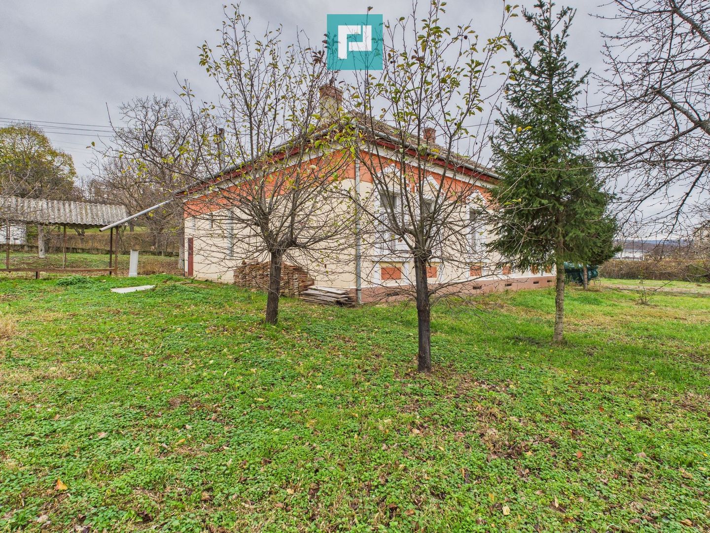 CONAC IMPRESIONANT ÎN GHIOROC - Poză 58