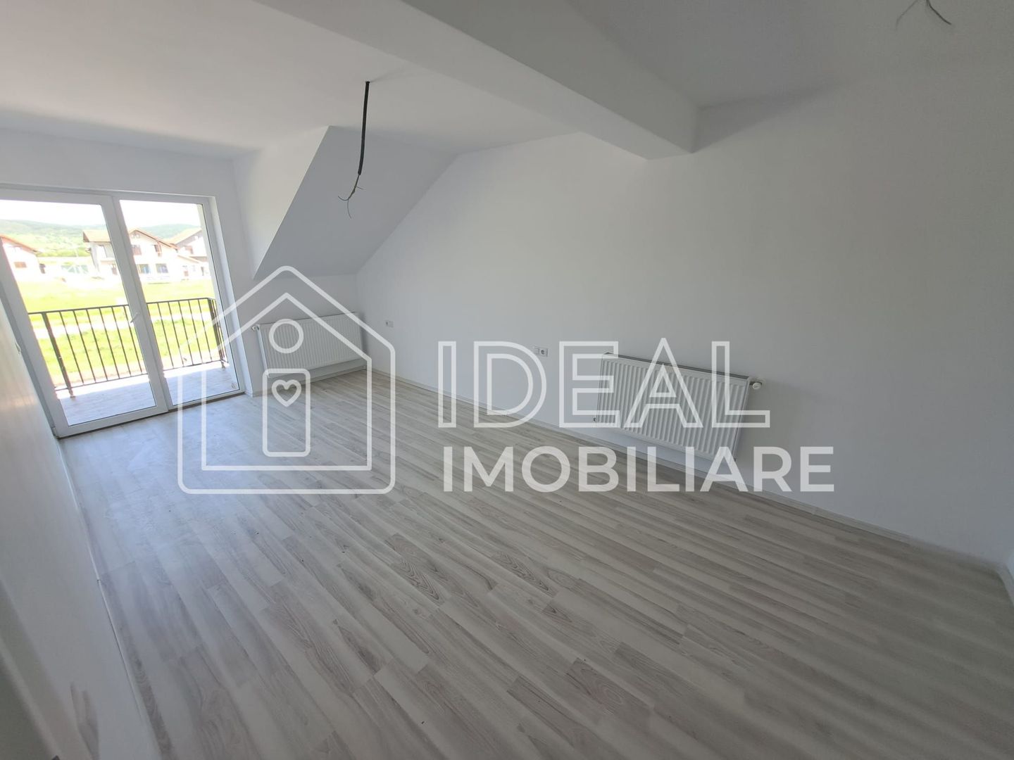 Duplex  Modern LA CHEIE cu 4 camere si gradina ,in Cristian - Poză 9