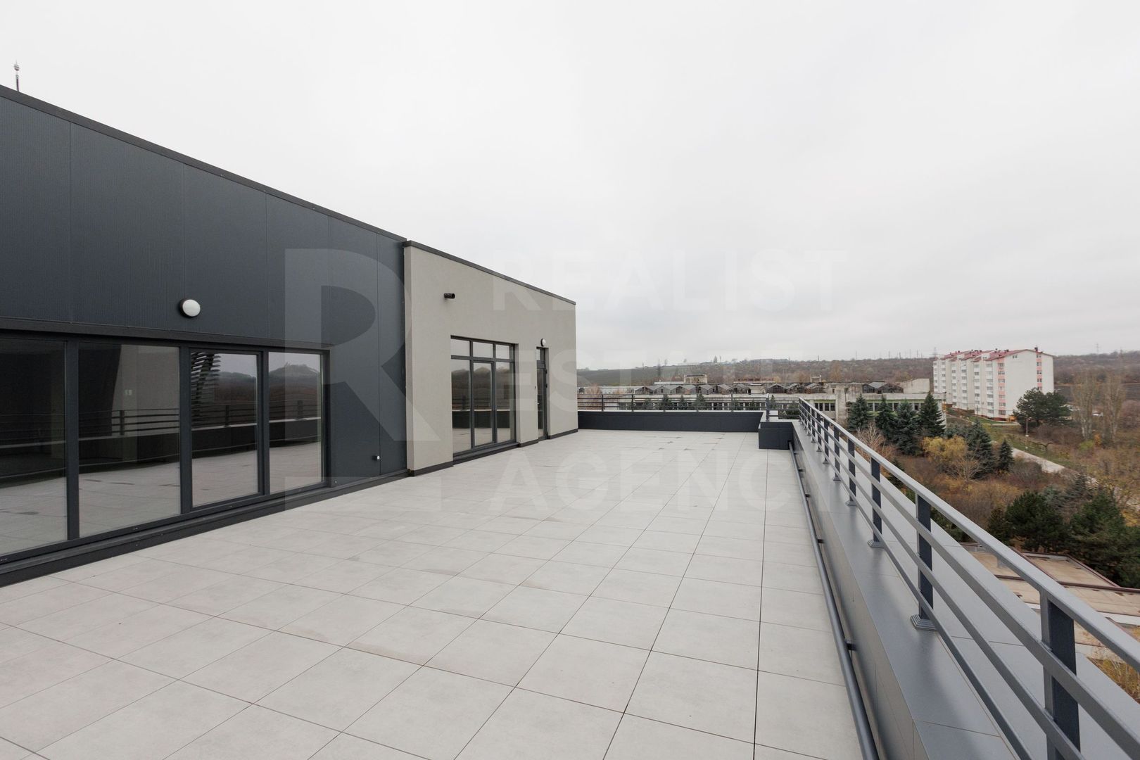 Chirie un complex de birouri ultra-modern, bulevardul Dacia, Botanica - Poză 35