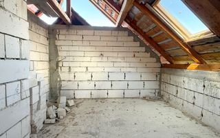 Casă cu potențial imens P+M, teren 7,91 ari, zonă liniștită, Ocna Șugatag. - Poză 10