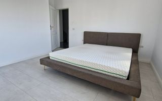 Duplex spatios cu garaj si pereti dublii - Poză 9