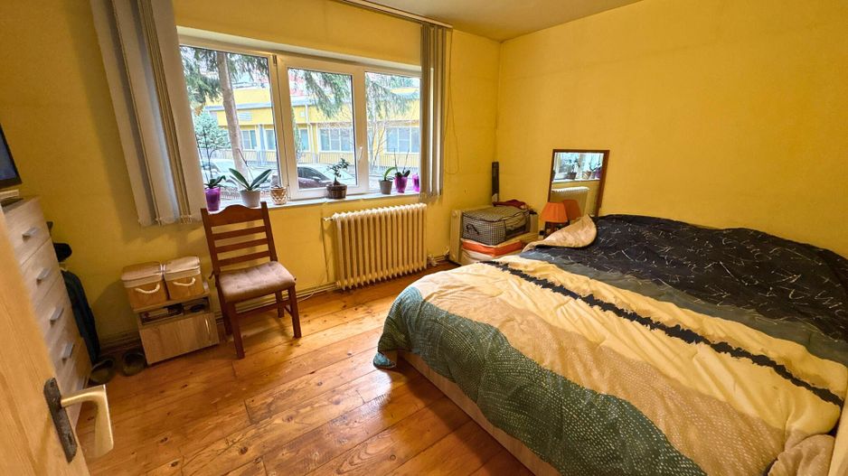 Apartament 2 camere parter 50 M² zona linistita Simeria - Poză 8