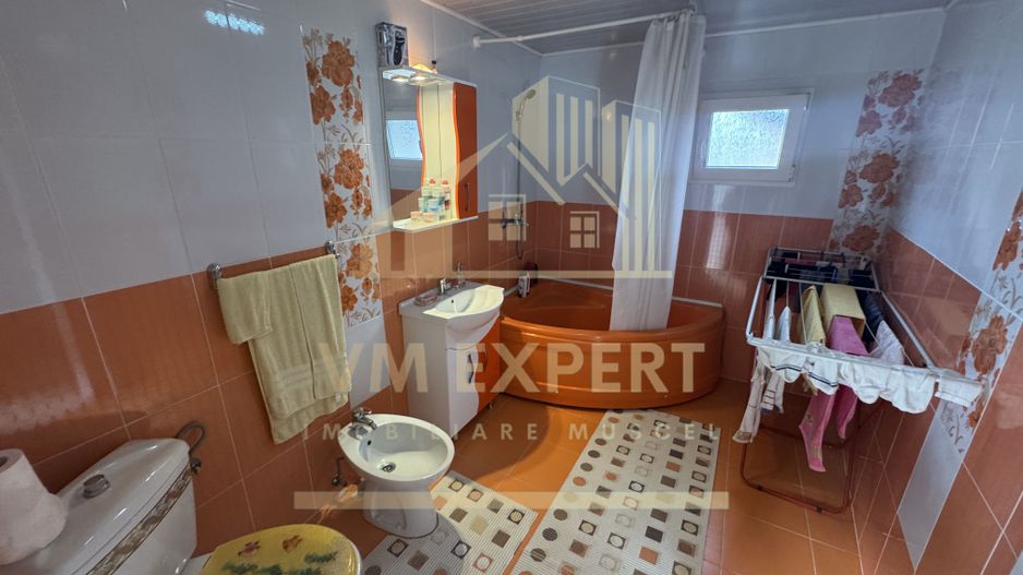 VILA 5 CAMERE, TEREN 600 MP, RUCAR - Poză 10