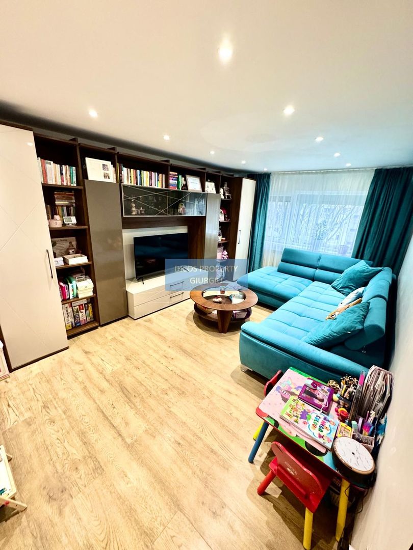 Apartament 2 camere de vânzare – Bd. București - Poză 2