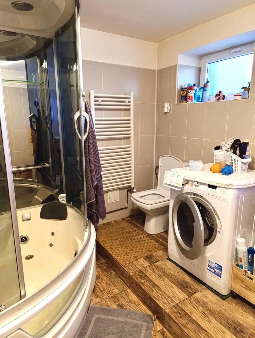 Casa individuala spatioasa si teren mare, pozitie excelenta, Sacalaz - Poză 10