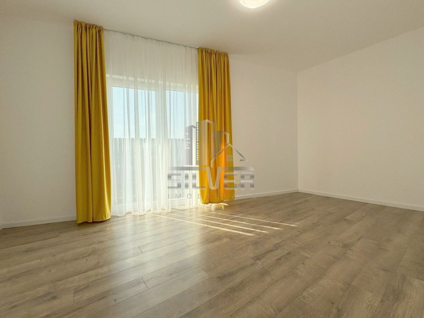 Apartament cu 3 camere/74 mp/gradina 62 mp. - Poză 6