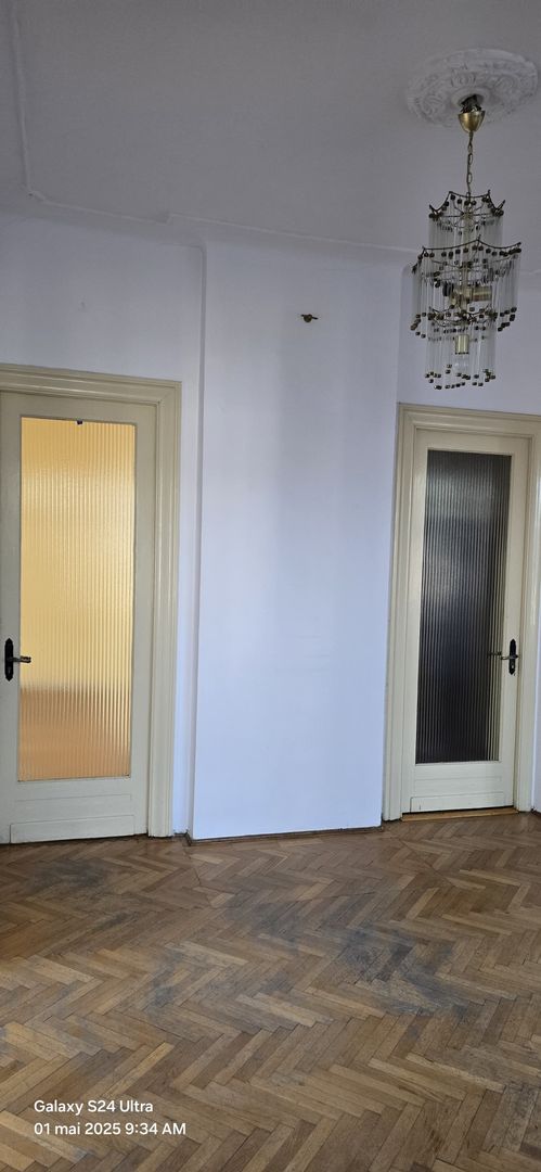 Apartament 3 camere decomandat  Hala Traian - Poză 6