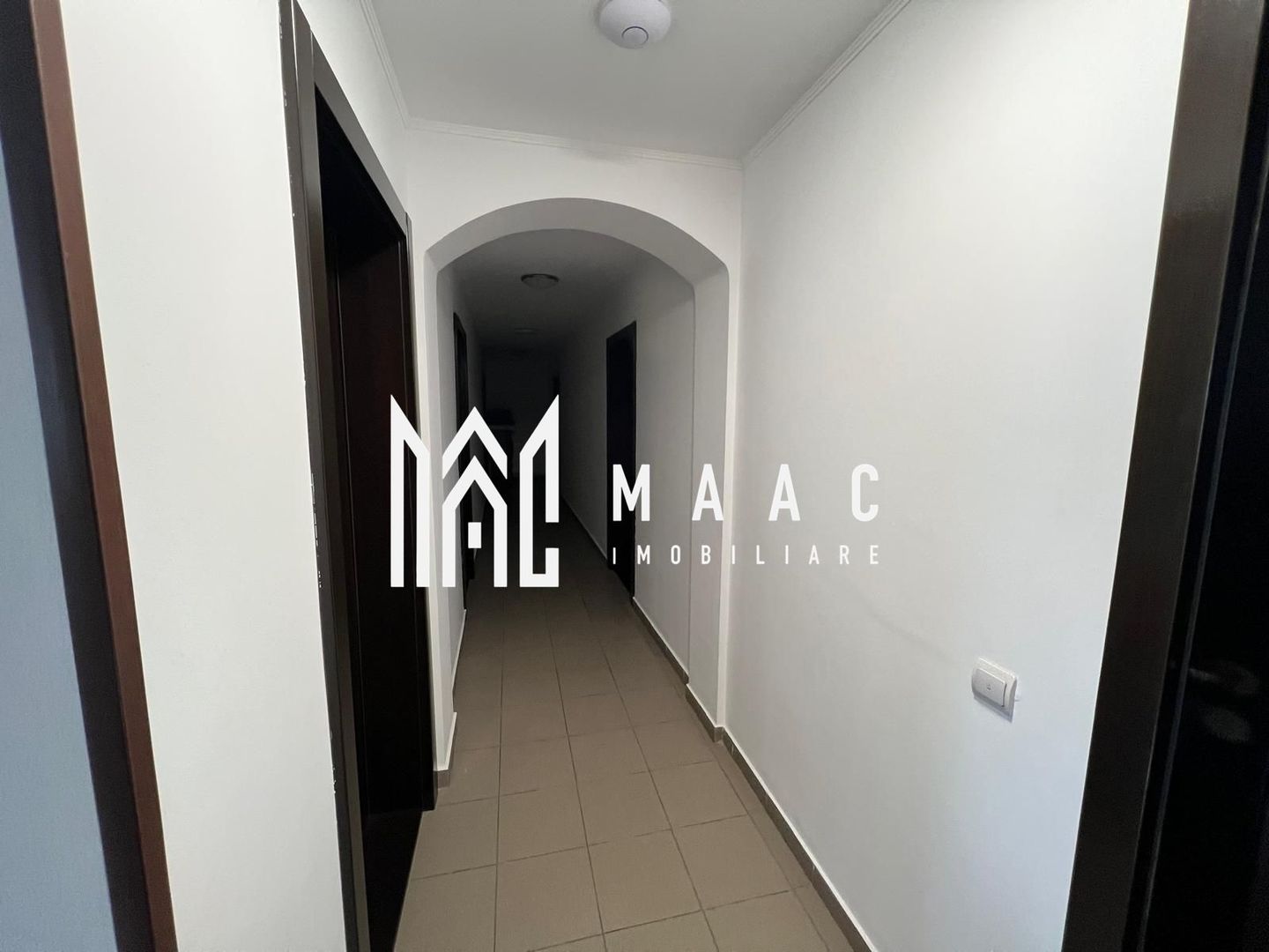 Pensiune + Casa | 626 MPU | Selimbar - Poză 16