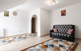 Casă generoasă cu 2 Nivele și confort modern – 10 Ari, Băcioi (sat Frumușica) - Poză 14