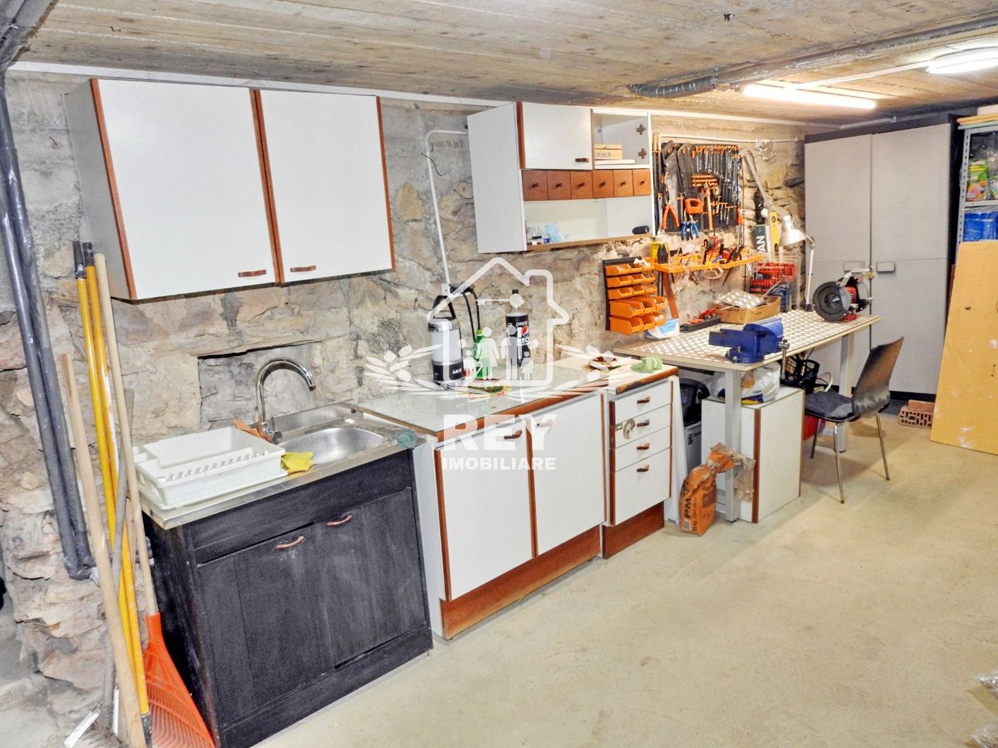 Casa de vacanta / Pensiune de vânzare la 12km de Sibiu - Poză 14