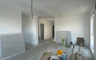 Duplex despartit prin camera tehnica- 5 camere- Mosnita Noua - Poză 1