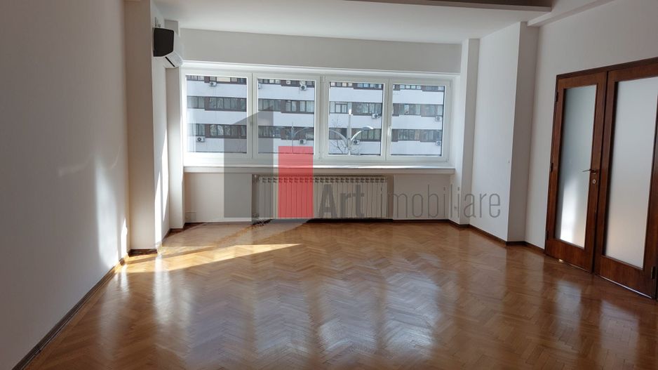 Apartamentul 'BOHEMIEN" , Universitate- Magheru, ideal birouri - Poză 1