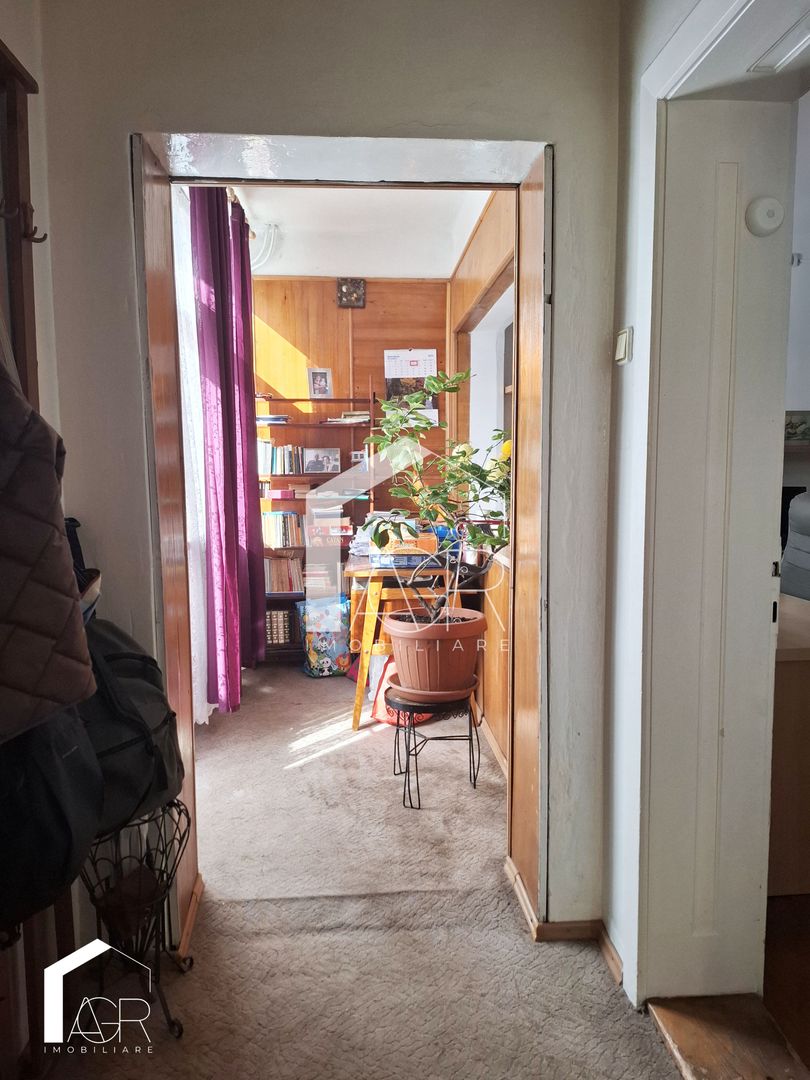 Casa tip duplex cu 6 camere, zona Republicii - Poză 9