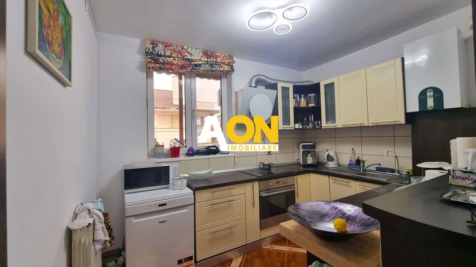 Apartament 4 camere, 102 mp utili, la vila, cu 100 mp teren, Cetate - Poză 2