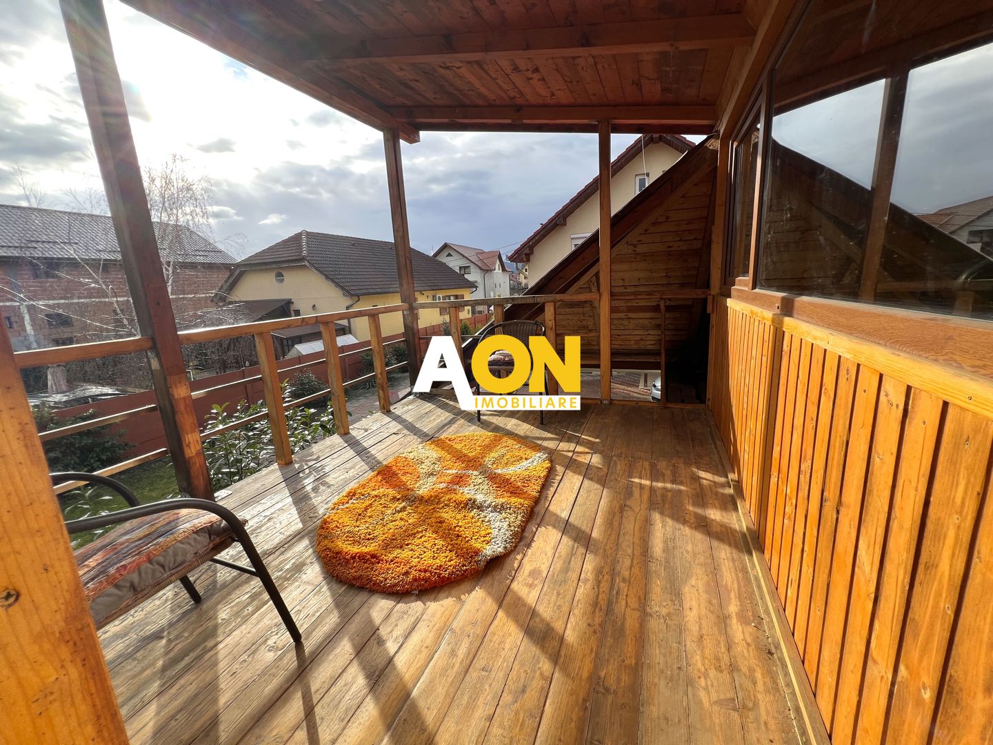 Casa de vanzare - 5 Camere, 2 Bai,  Garaj, 1000mp Teren - Poză 36