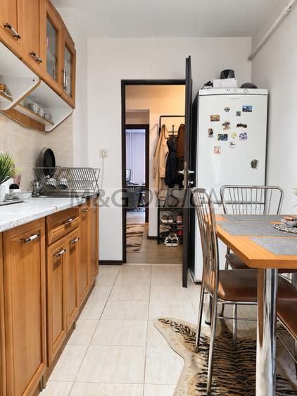 Vând apartament cu 3 camere | Bucovina - Poză 7