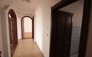 Imobil destinatie birouri + depozit - Poză 31