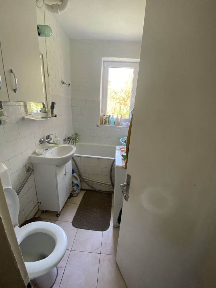 BRASADAS vinde ap 2 cam etaj 1 zona CENTRALA cu garaj. - Poză 4