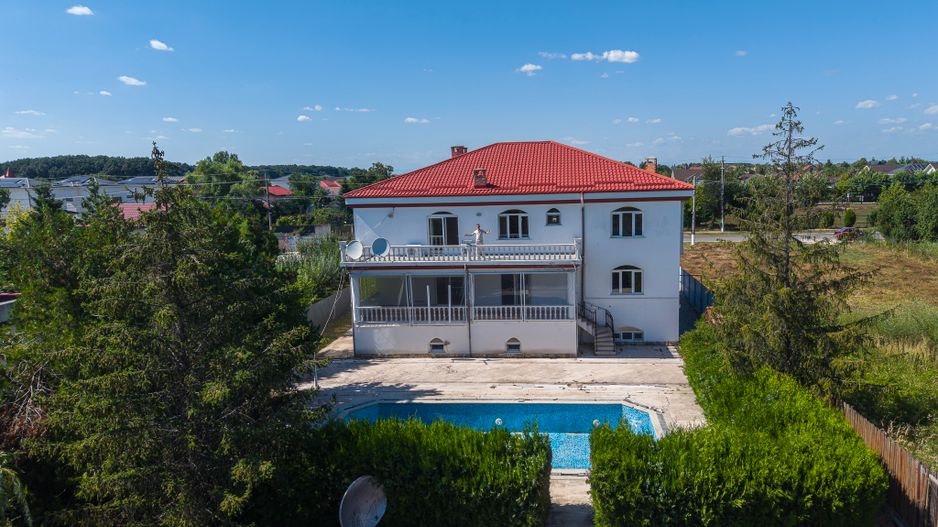 Domeniu privat 5.000 mp, cu reședință de 625 mp și piscină, Corbeanca - Poză 3