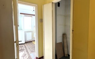 🏡 Apartament 2 camere, etaj 3, stradal – zonă excelentă Micro 40 - Poză 7