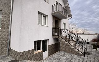 Vilă spațioasă cu 6 camere – Cartierul Viena, Oradea - Poză 19