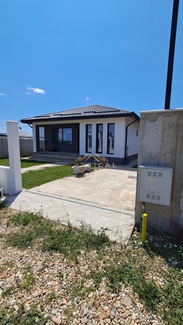 Casă Individuală Nouă – Design Modern - Poză 3
