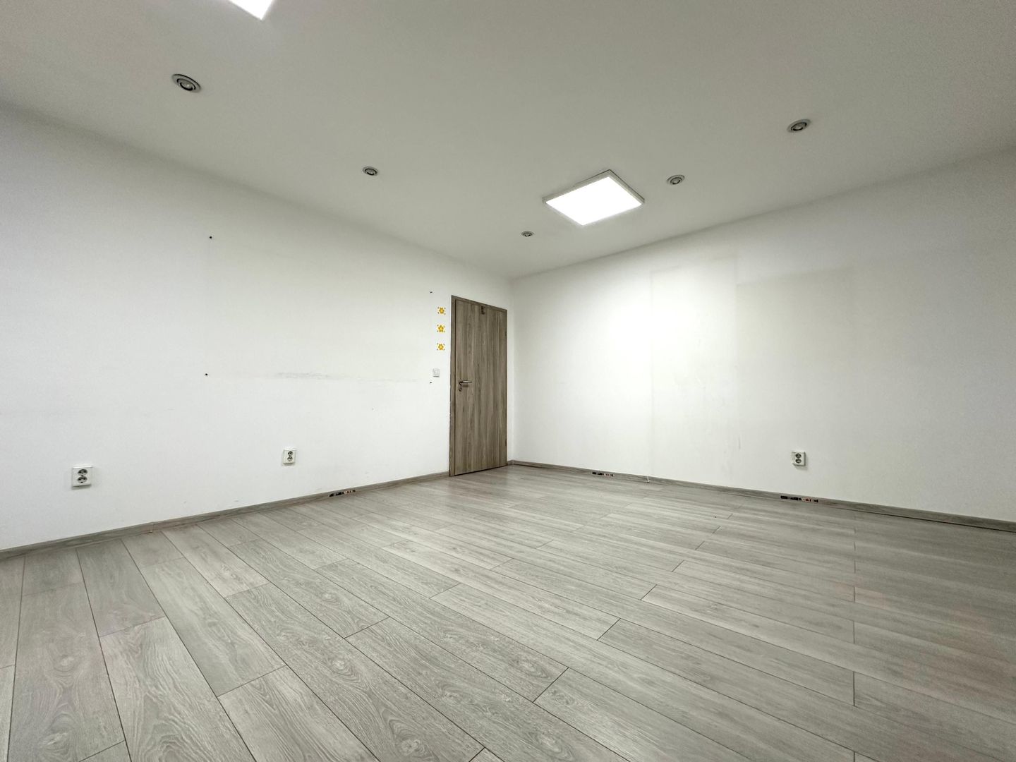 Spațiu de birouri 182 mp cu parcare inclusă - Poză 3