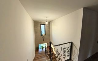 Casă 4 dormitoare și teren de 857 mp - zona Sântana de Mureș - Poză 10