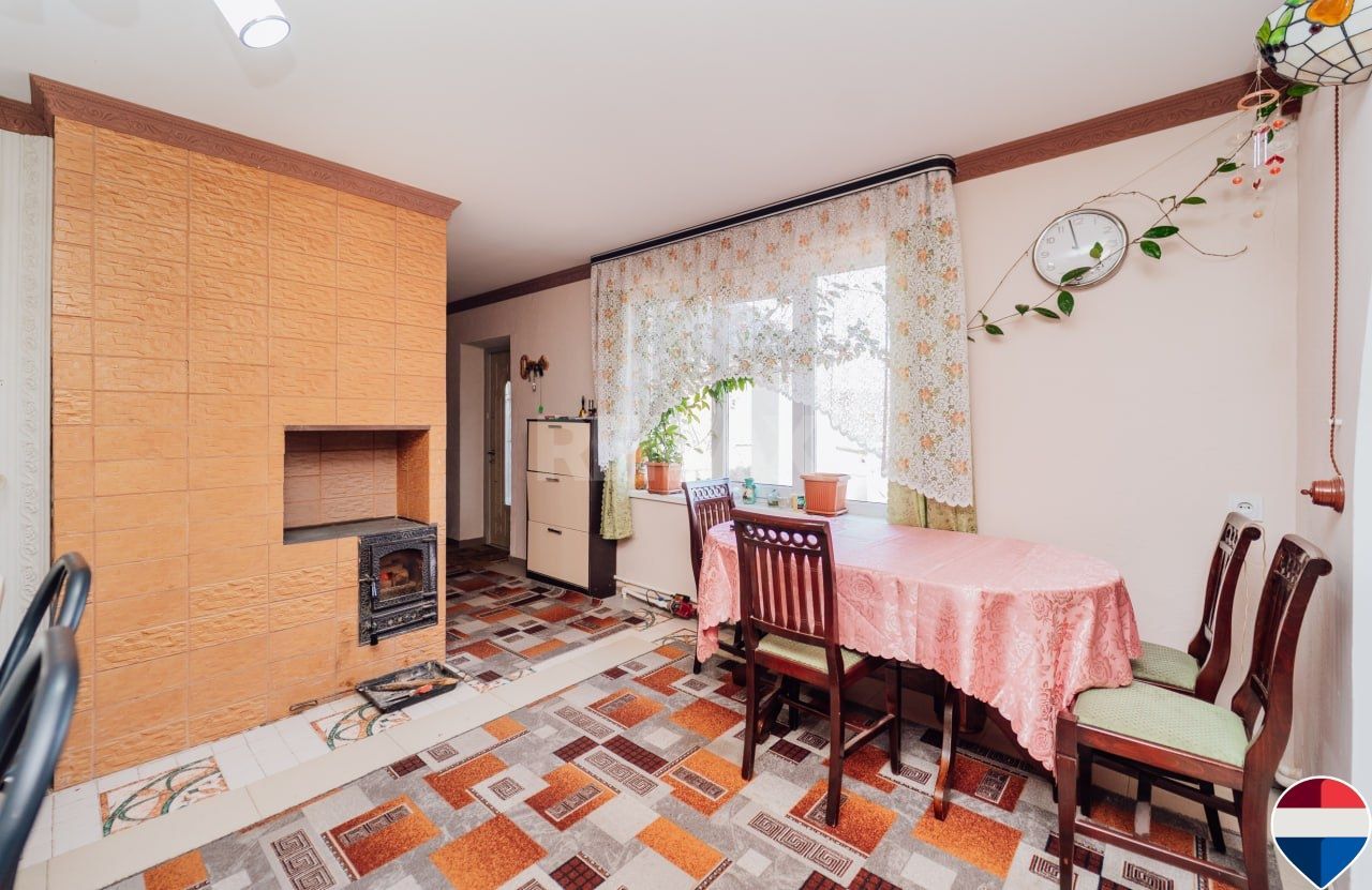 Casă de vânzare, Obileni, Hîncești ,185 m² ,16 ari, 2 garaje - Poză 6