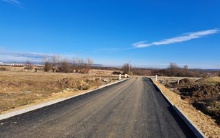 Teren intravilan constructii locuinte colective, Cisnadie - Sibiu - Poză 1