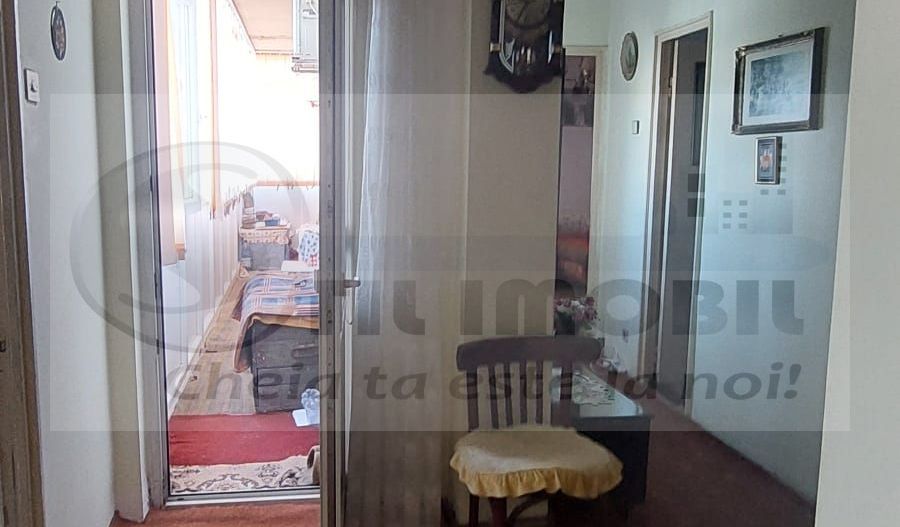 APARTAMENT 2 CAMERE DECOMANDAT PODU DE FIER 90000 EURO - Poză 5