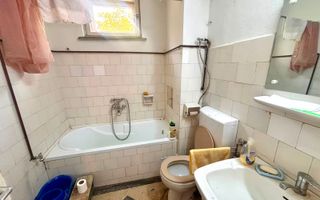 Apartament 3 camere central Ștrand cu garaj si boxa - Poză 9