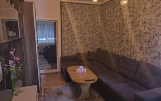 Casa singur in curte zona Astra - Poză 12