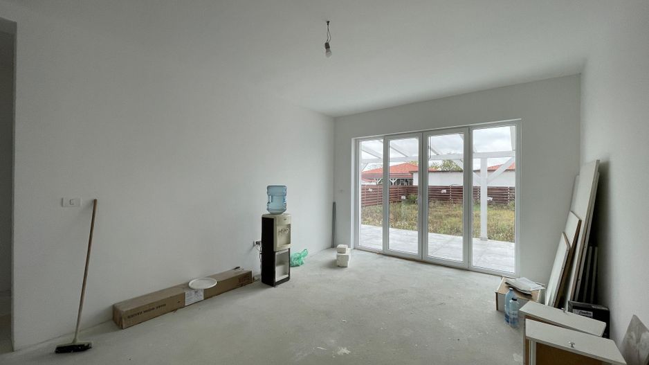 Duplex cu 4 camere ST 365MP -158.800€ în Moșnița Nouă - Poză 2