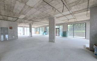 Cladire comerciala situata la drum intens circulat, 1365 mp utili + 20 parcari - Poză 11