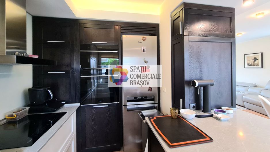 Penthouse exclusivist de vânzare Brasov - 128.9 mp + 74.8 mp terasa - Poză 5